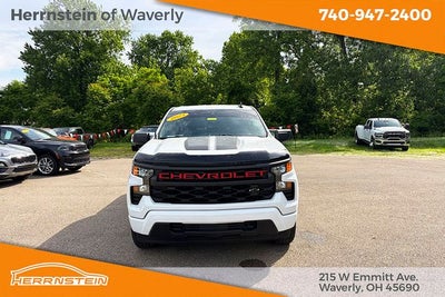2023 Chevrolet Silverado 1500 4WD Crew Cab Short Bed Custom