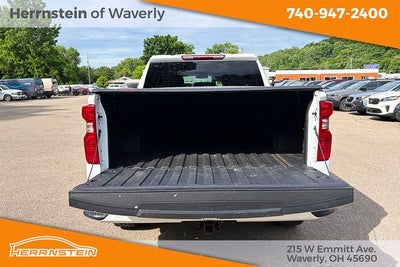 2023 Chevrolet Silverado 1500 4WD Crew Cab Short Bed Custom