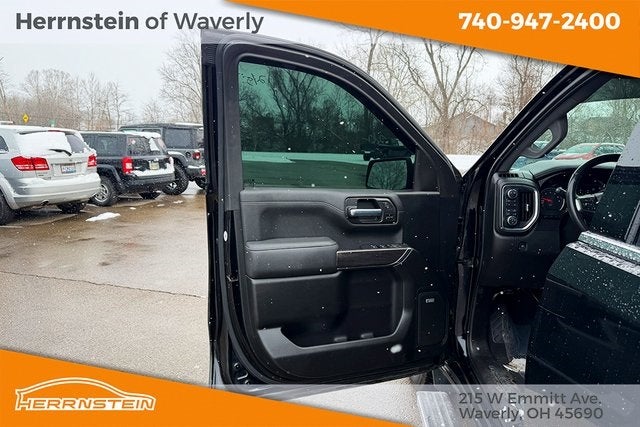 2021 Chevrolet Silverado 1500 4WD Crew Cab Short Bed LTZ