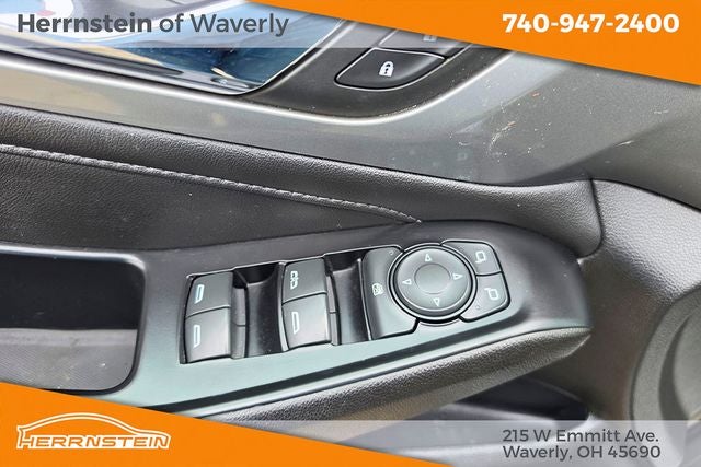 2023 Chevrolet Traverse FWD LT Cloth