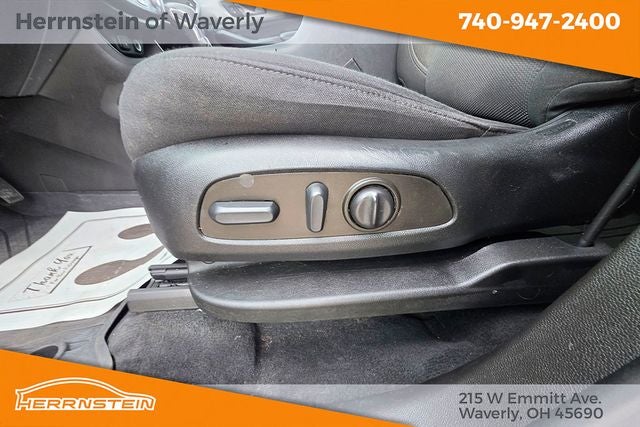 2023 Chevrolet Traverse FWD LT Cloth