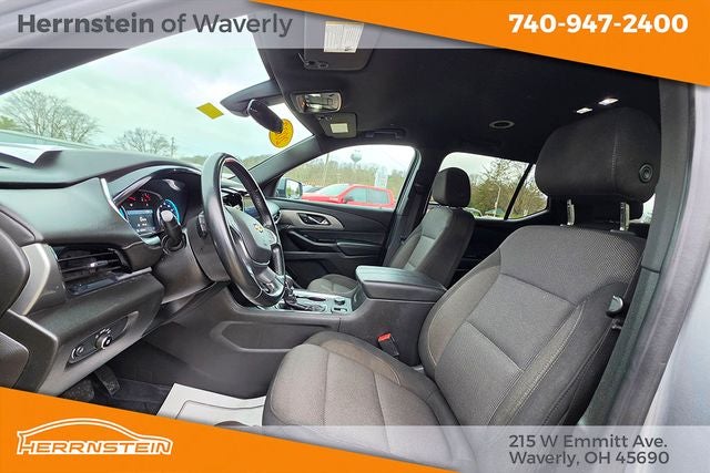 2023 Chevrolet Traverse FWD LT Cloth