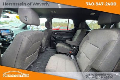 2023 Chevrolet Traverse FWD LT Cloth