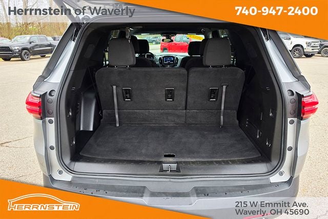 2023 Chevrolet Traverse FWD LT Cloth