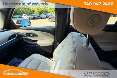 2023 Chevrolet Traverse AWD LS