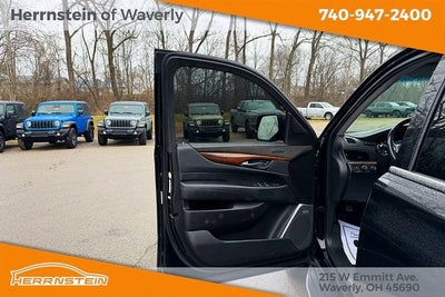 2019 Cadillac Escalade Luxury