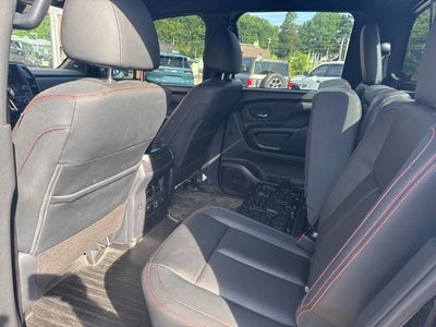 2021 Nissan TITAN Crew Cab PRO-4X 4x4