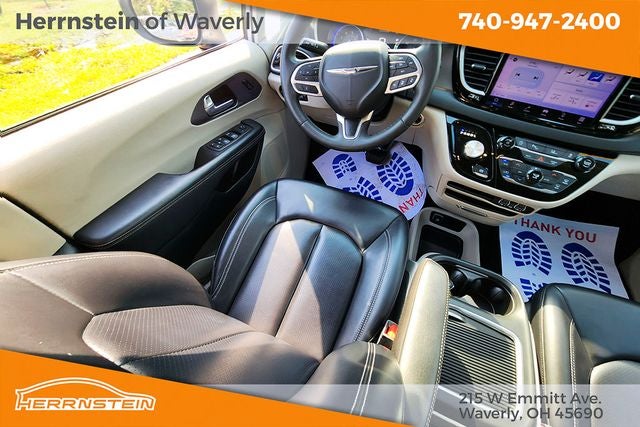 2023 Chrysler Pacifica Touring L