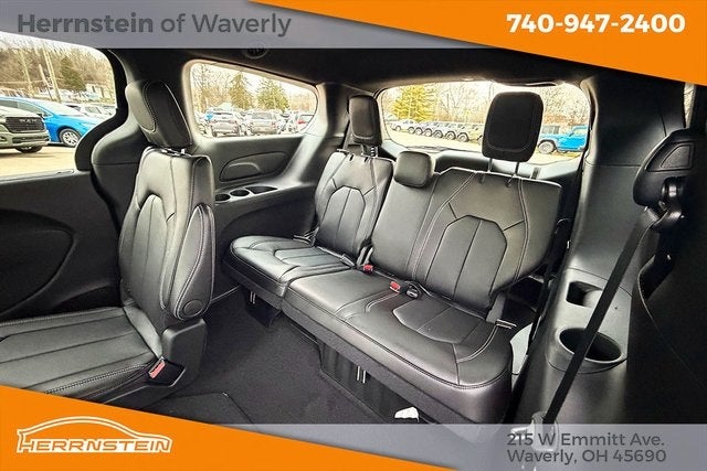 2026 Chrysler Voyager VOYAGER LX