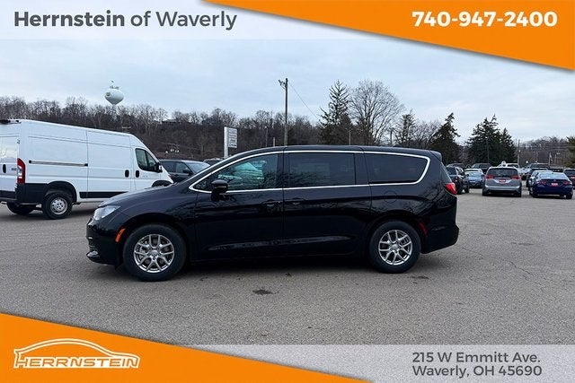 2026 Chrysler Voyager VOYAGER LX