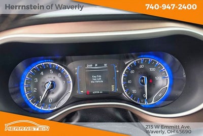 2023 Chrysler Voyager LX