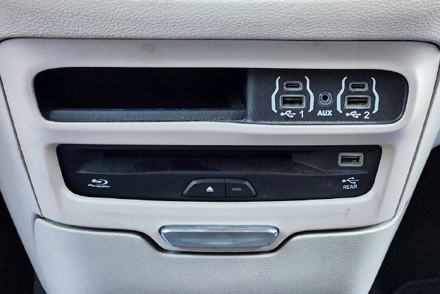 2021 Chrysler Pacifica Touring L AWD