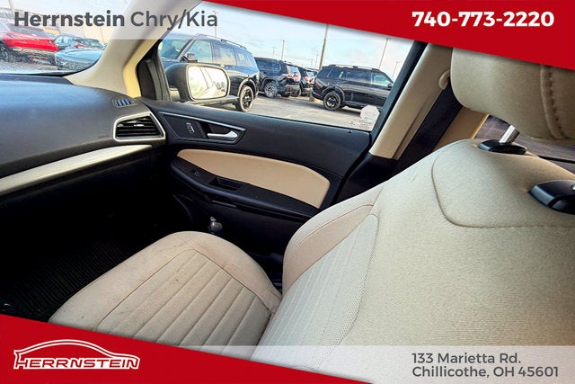 2022 Ford Edge SE