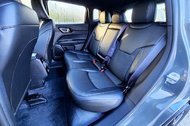 2027 Jeep Compass COMPASS LATITUDE ALTITUDE 4X4