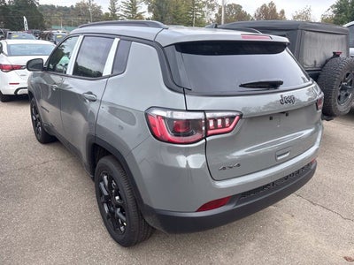 2027 Jeep Compass COMPASS LATITUDE ALTITUDE 4X4