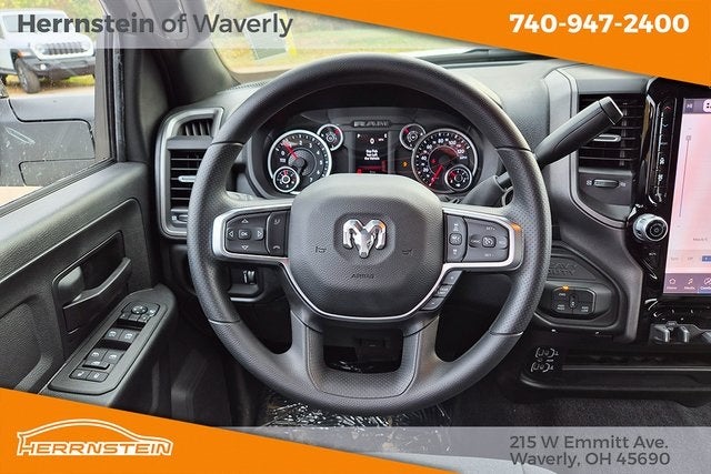 2026 RAM Ram 3500 RAM 3500 TRADESMAN CREW CAB 4X4 6'4' BOX