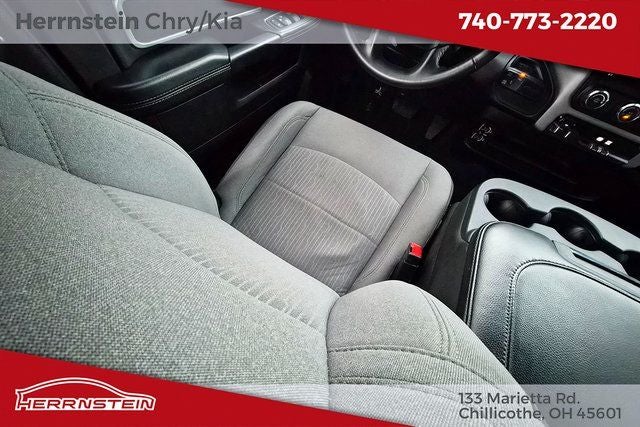 2024 RAM 3500 Big Horn Crew Cab 4x4 8' Box