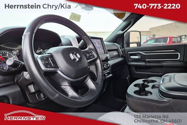 2024 RAM 3500 Big Horn Crew Cab 4x4 8' Box