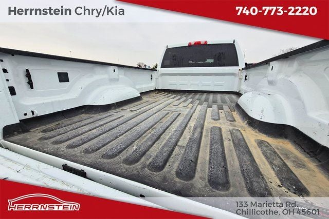 2024 RAM 3500 Big Horn Crew Cab 4x4 8' Box