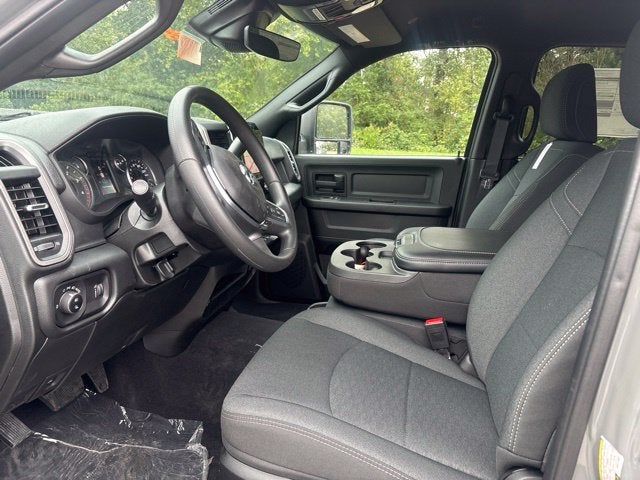 2027 RAM Ram 2500 RAM 2500 BLACK EXPRESS CREW CAB 4X4 6'4' BOX