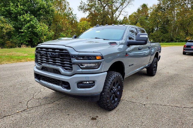 2025 RAM 2500 Big Horn Crew Cab 4x4 6'4' Box