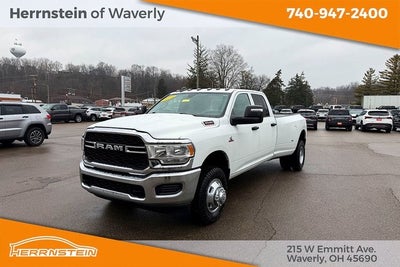 2024 RAM 3500 Tradesman Crew Cab 4x4 8' Box