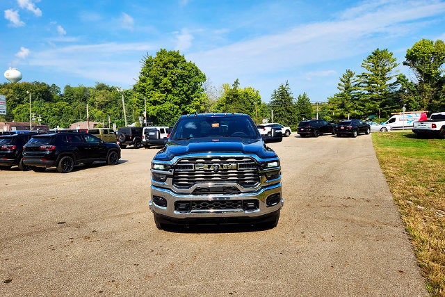 2027 RAM Ram 3500 RAM 3500 BIG HORN CREW CAB 4X4 8' BOX