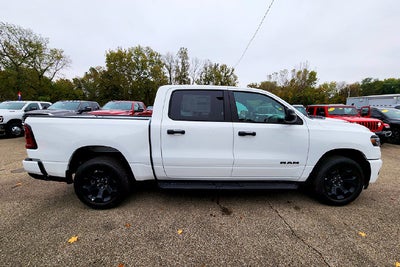 2026 RAM Ram 1500 RAM 1500 EXPRESS CREW CAB 4X4 5'7' BOX