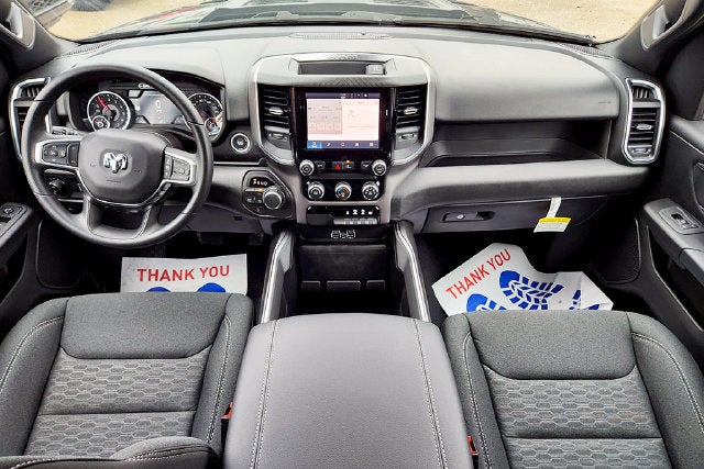 2026 RAM Ram 1500 RAM 1500 EXPRESS CREW CAB 4X4 5'7' BOX