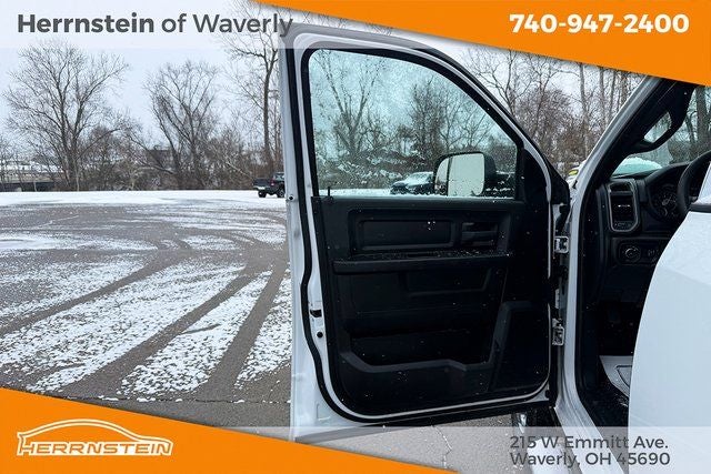 2021 RAM 2500 Tradesman Crew Cab 4x4 6'4' Box