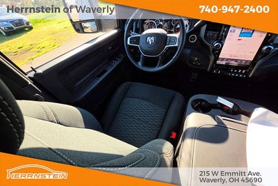 2026 RAM Ram 2500 RAM 2500 BLACK EXPRESS CREW CAB 4X4 6'4' BOX