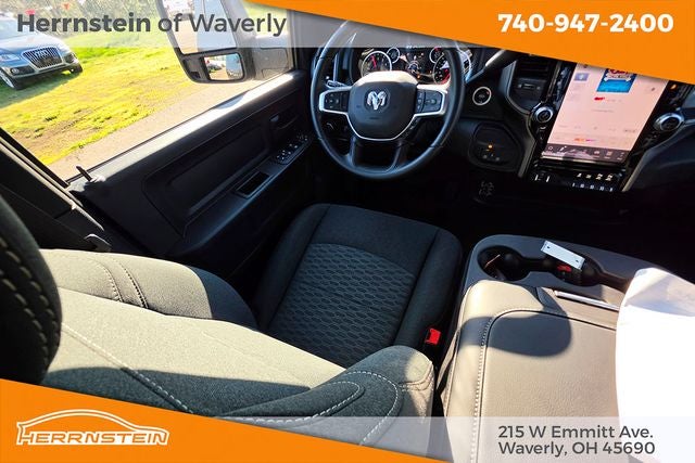 2026 RAM Ram 2500 RAM 2500 BLACK EXPRESS CREW CAB 4X4 6'4' BOX