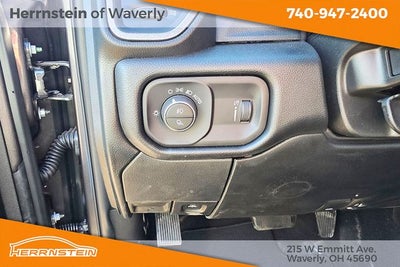 2026 RAM Ram 2500 RAM 2500 BLACK EXPRESS CREW CAB 4X4 6'4' BOX