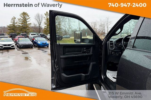 2022 RAM 2500 Tradesman Crew Cab 4x4 6'4' Box