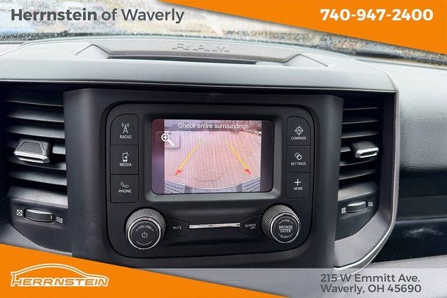 2022 RAM 2500 Tradesman Crew Cab 4x4 6'4' Box