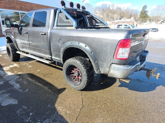 2022 RAM 2500 Tradesman Crew Cab 4x4 6'4' Box