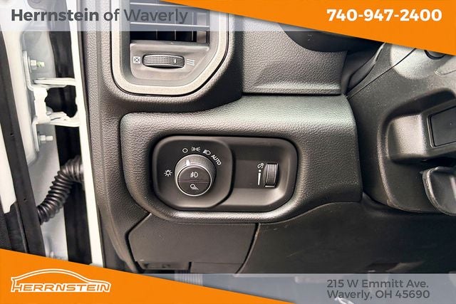 2026 RAM Ram 2500 RAM 2500 BLACK EXPRESS CREW CAB 4X4 6'4' BOX