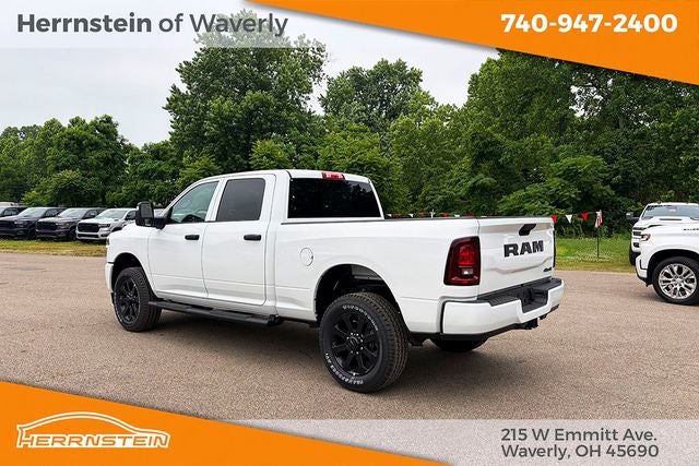 2026 RAM Ram 2500 RAM 2500 BLACK EXPRESS CREW CAB 4X4 6'4' BOX