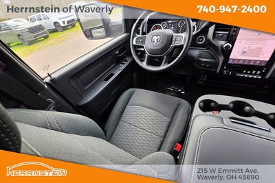 2026 RAM Ram 2500 RAM 2500 BLACK EXPRESS CREW CAB 4X4 6'4' BOX