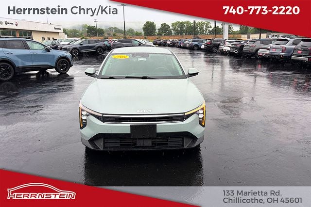 2025 Kia K4 LXS