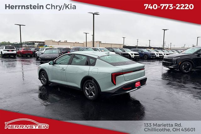 2025 Kia K4 LXS