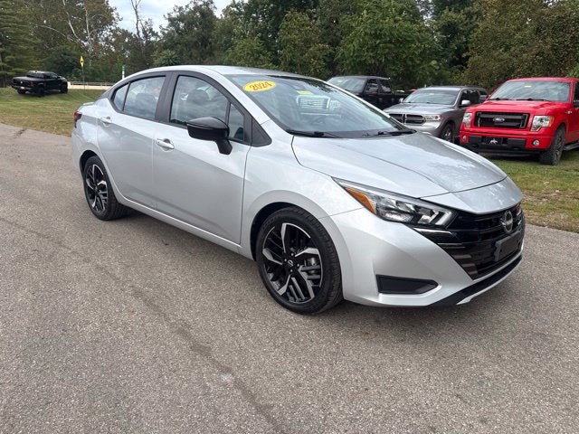 2024 Nissan Versa 1.6 SR