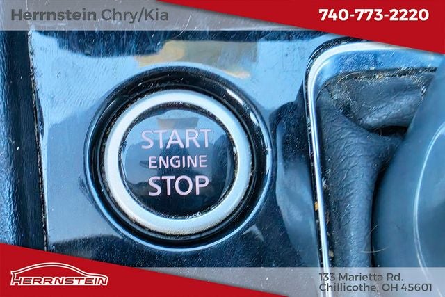 2024 Nissan Kicks SR Xtronic CVT