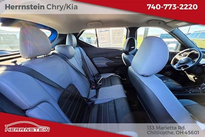 2024 Nissan Kicks SR Xtronic CVT