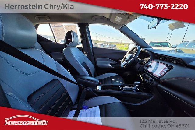 2024 Nissan Kicks SR Xtronic CVT