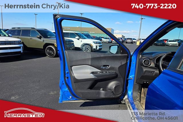2024 Nissan Kicks SR Xtronic CVT