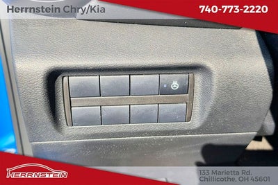 2024 Nissan Kicks SR Xtronic CVT
