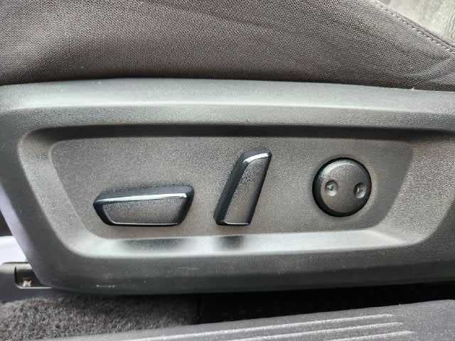 2024 Nissan Rogue SV FWD