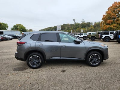 2024 Nissan Rogue SV FWD