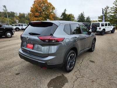2024 Nissan Rogue SV FWD